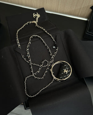 Chanel23c hula hoop long necklace