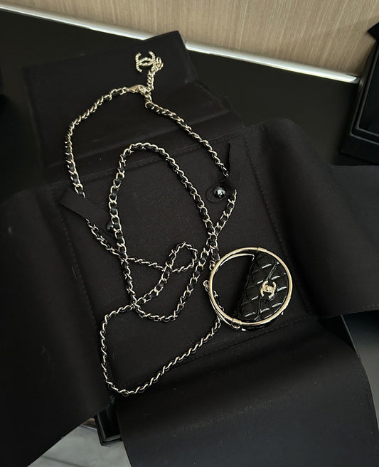 CHANEL Chanel23c hula hoop long necklace - One size Fashion Jewellery - Used fashion item from Top Quality Luxury Designers Bag