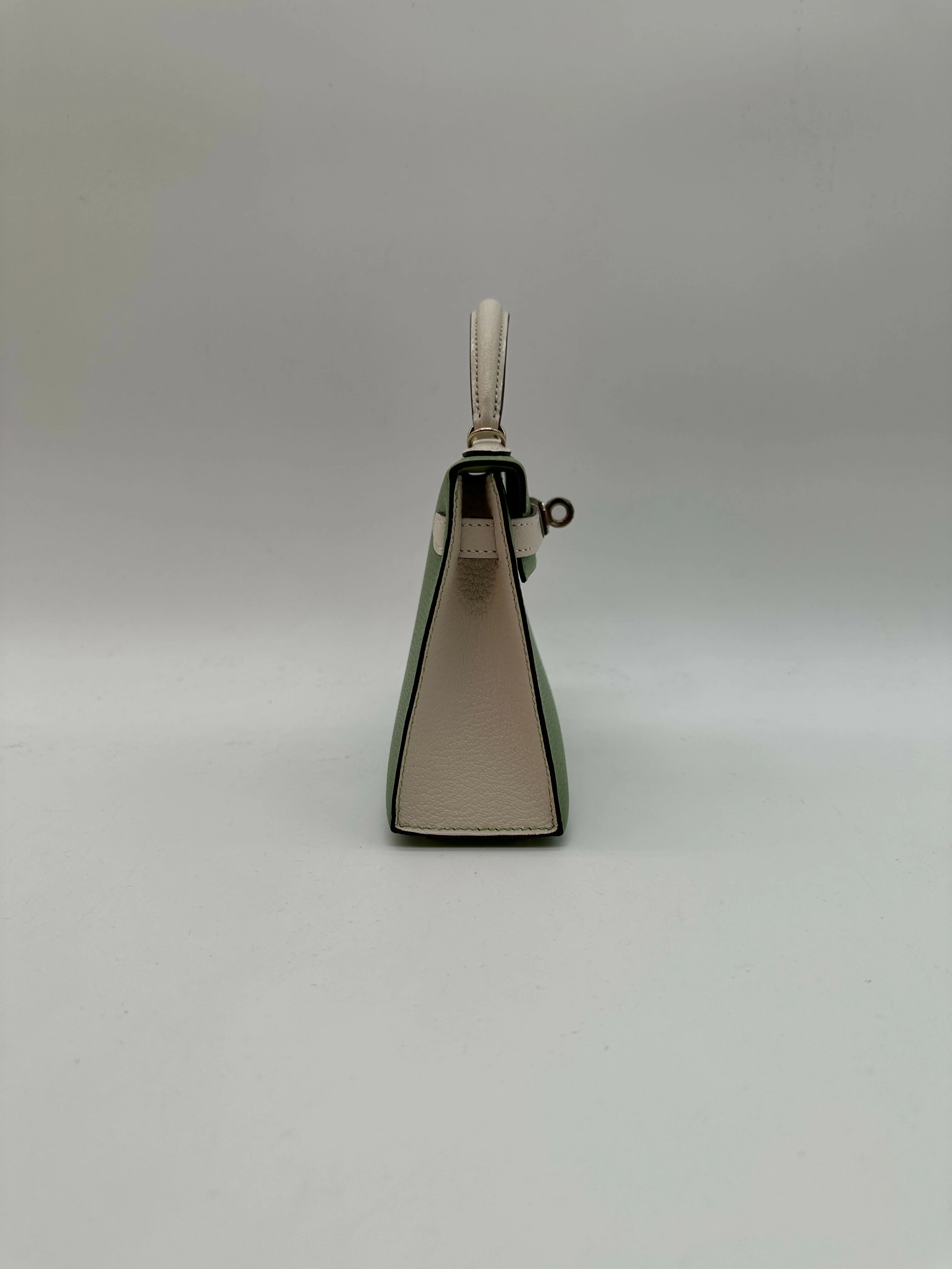 Hermès Kelly 20 HSS Vert Criquet / Nata Chèvre PHW B 2024