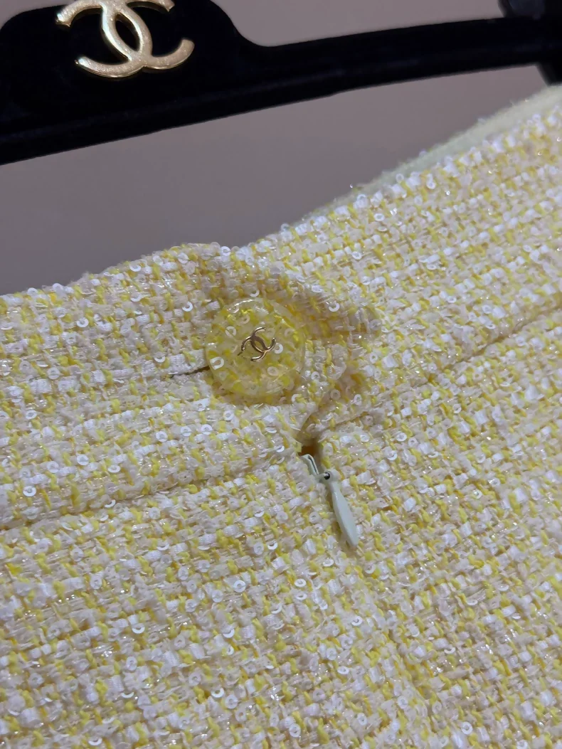 Chanel 19S yellow sequined tweed shorts
