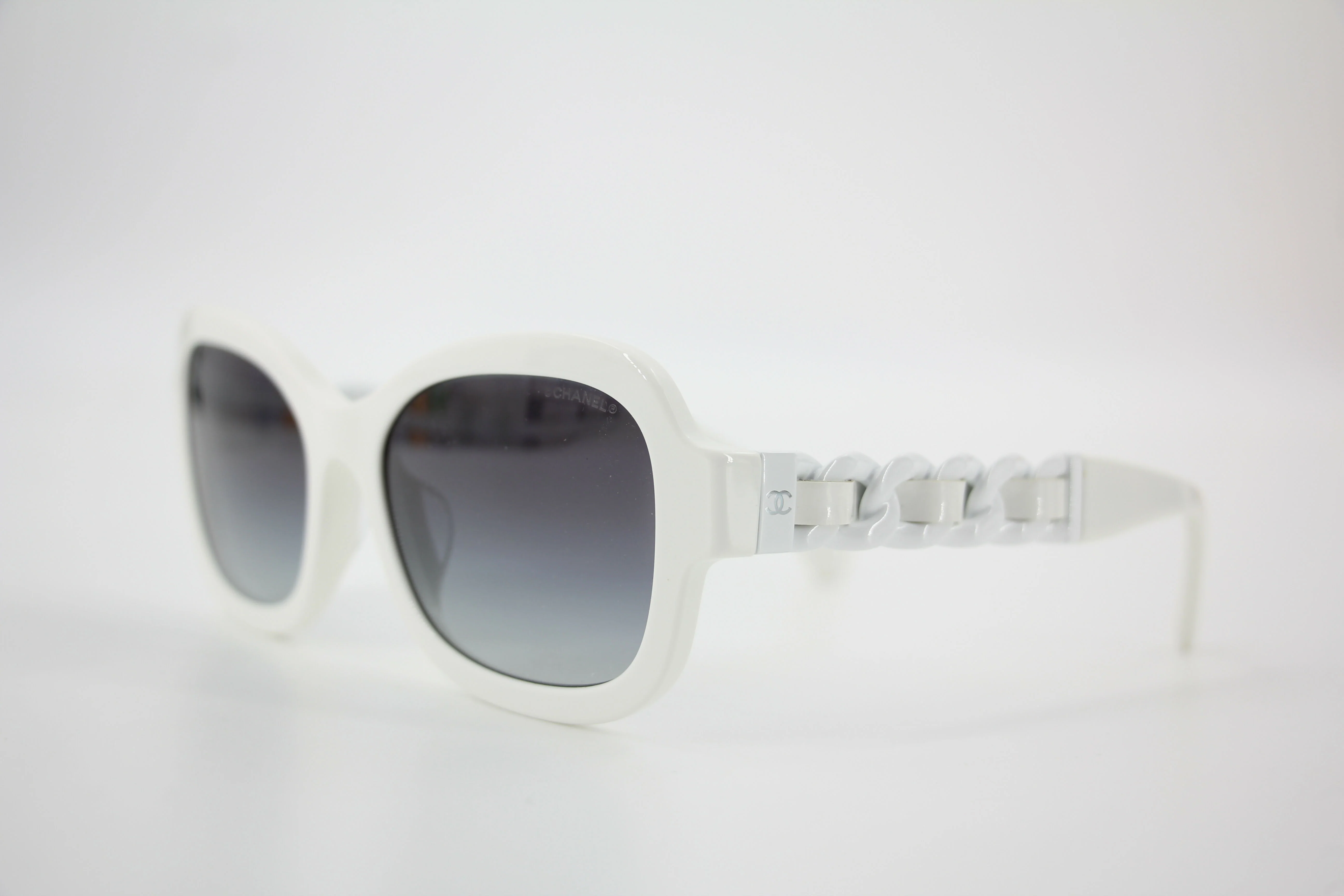 Chanel 2022 Resin White Sunglasses Model 5465QA 716/S6