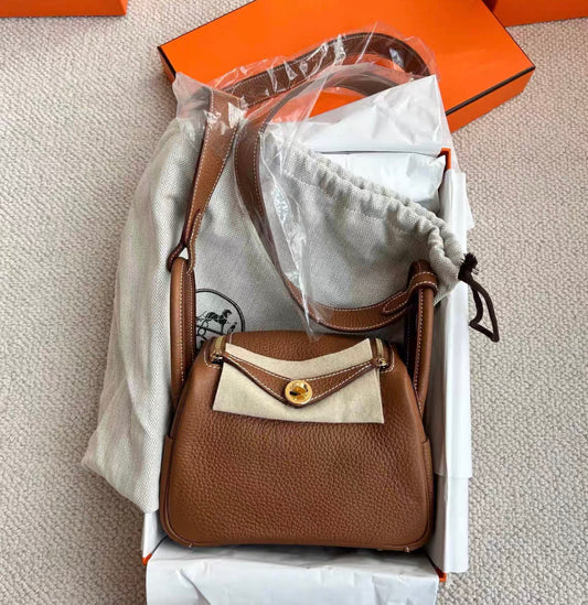 Hermès Hermes Mini lindy gold brown gold hardware tc leather W engraved - Mini Lindy Crossbody Bag - Vintage fashion from Top Quality Luxury Designers Bag