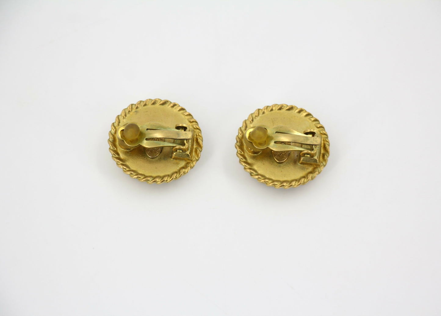 Chanel Vintage 95P Resin Spring/Summer Black Gold CC Round Wave Pattern Earrings