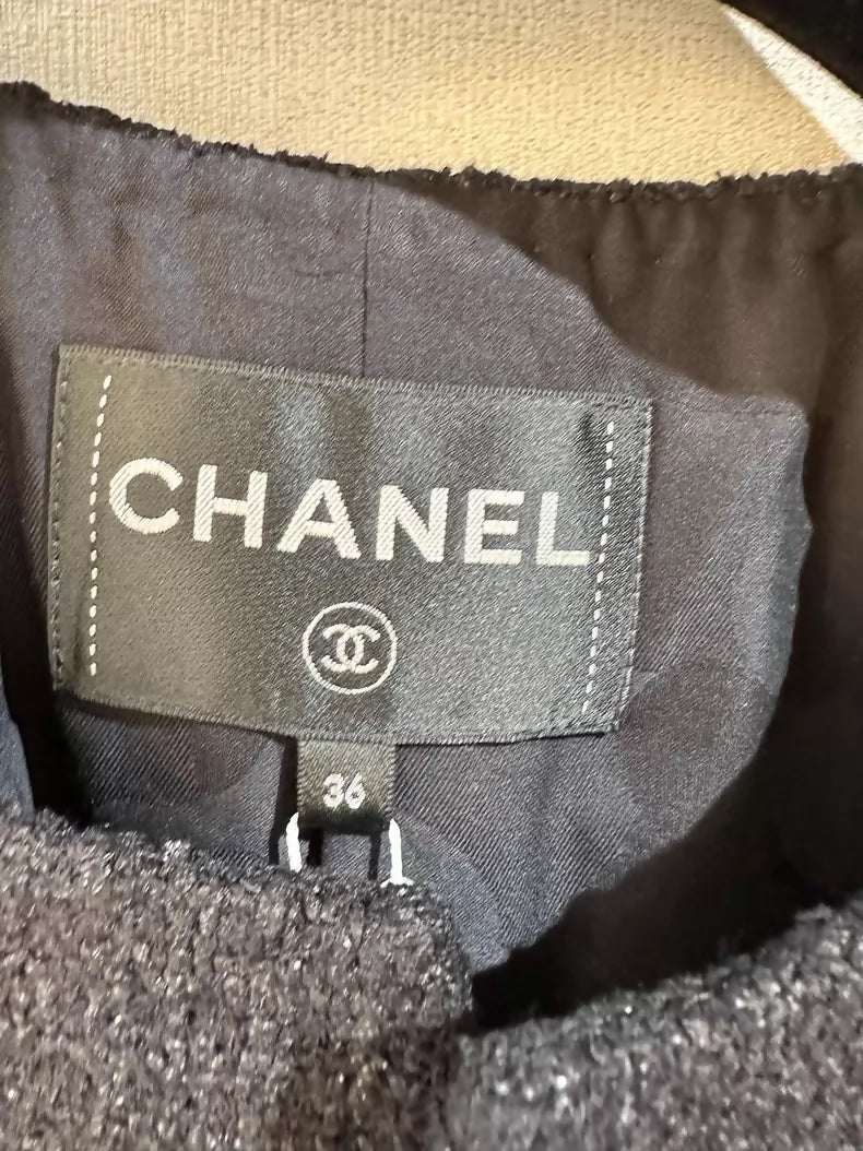 Chanes early spring black two-piece tuxedo jacket