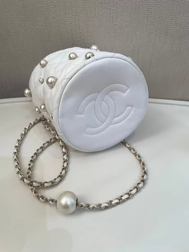 Chanel pearl white small bucket bag