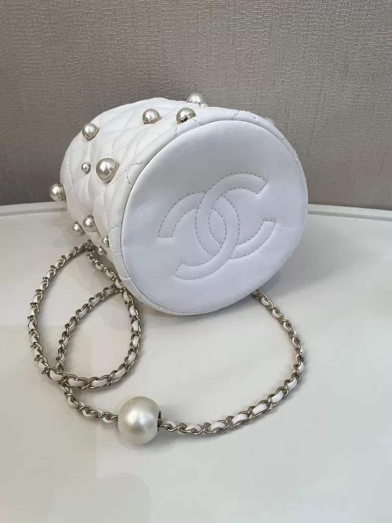 Chanel pearl white small bucket bag