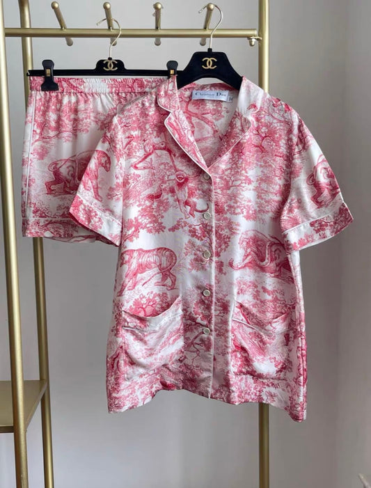 DIOR Dioriviera Dior Chez Moi Short-Sleeved pink silk Shirt And short set - 34 Top - Vintage fashion from Top Quality Luxury Designers Bag