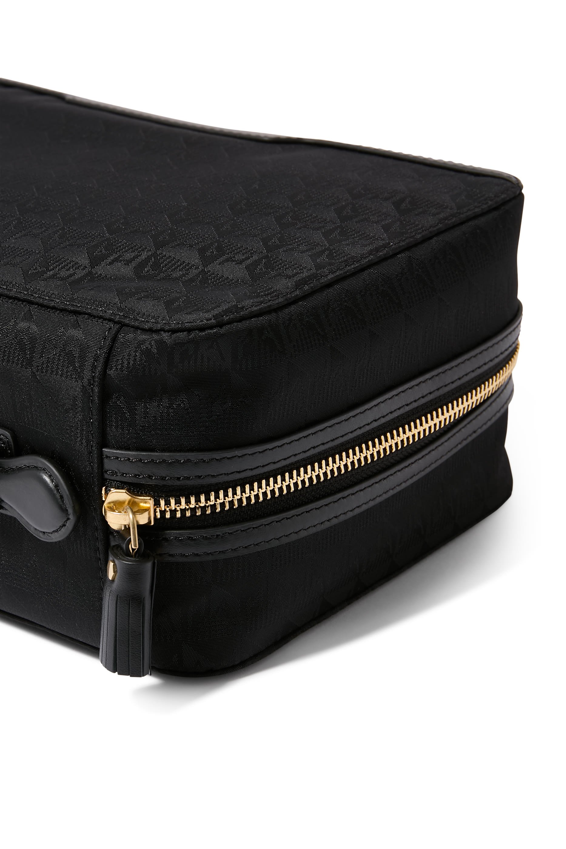 Logo Baby Emergency Kit