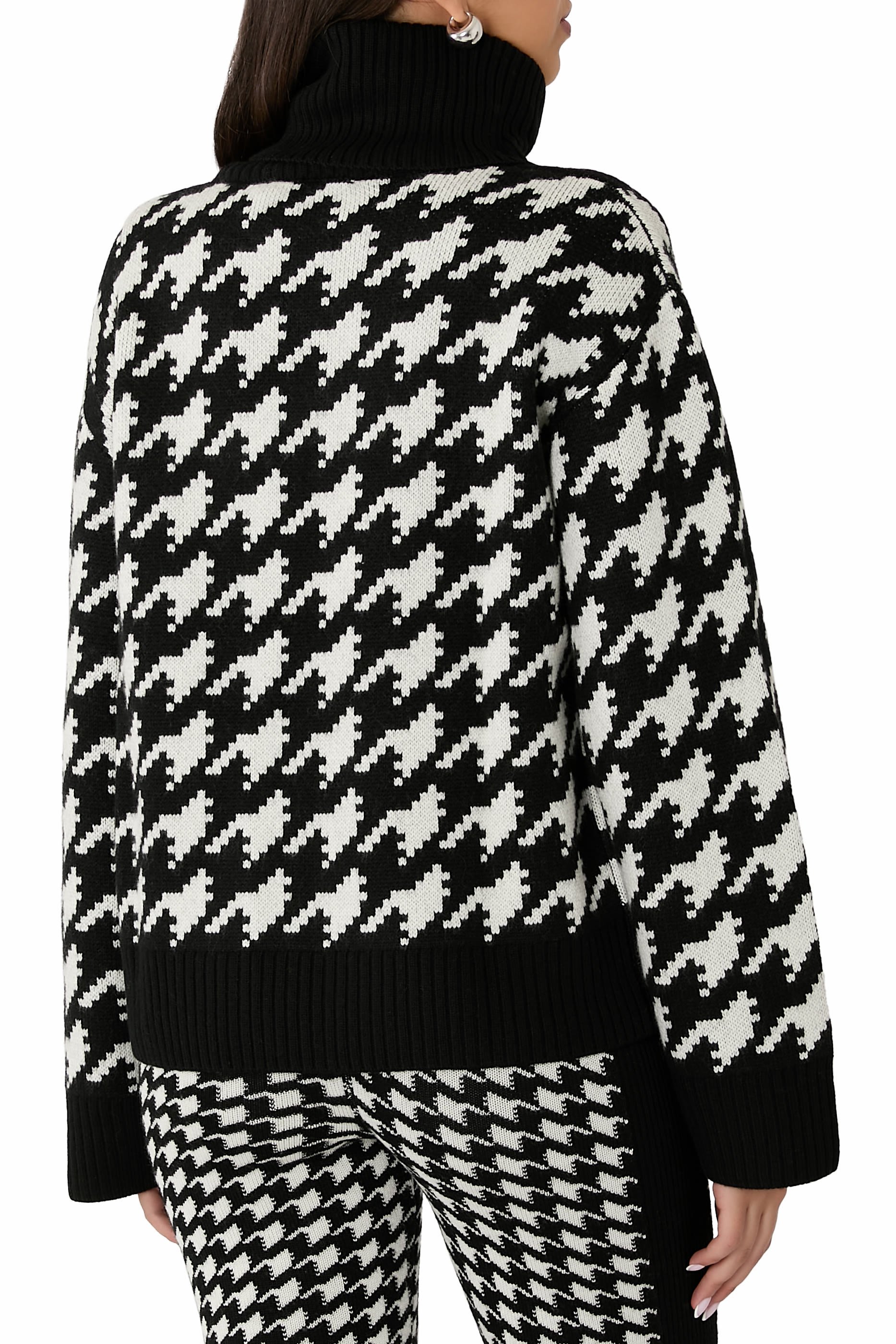 Chunky Houndstooth Merino Wool Sweater