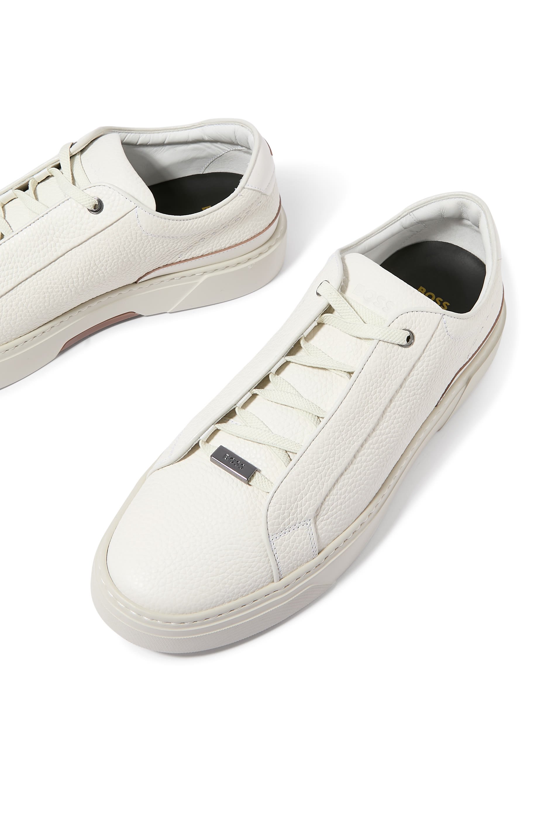  Gary Trainers in Grained Leather with Signature Trims