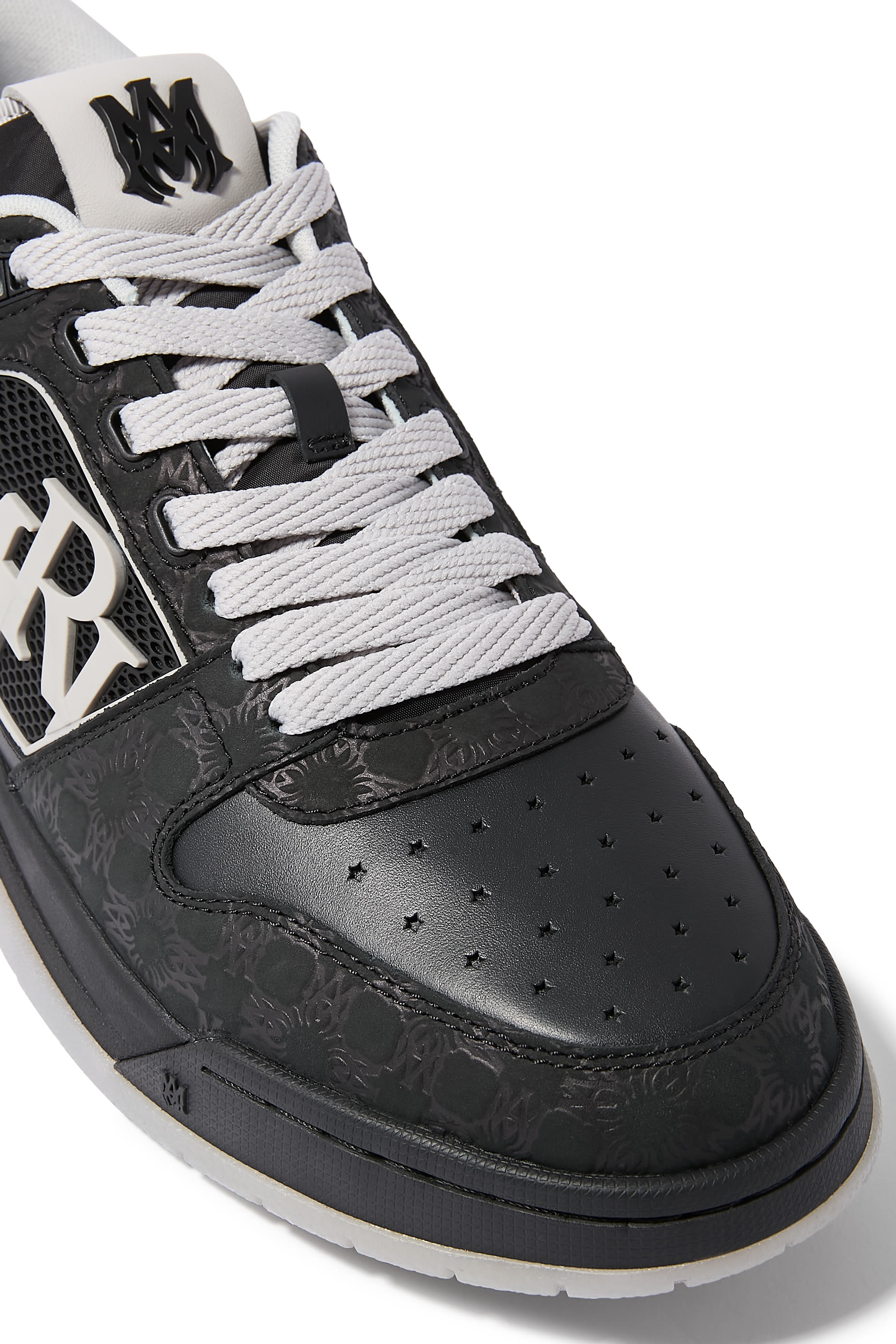 Classic Low Sneakers