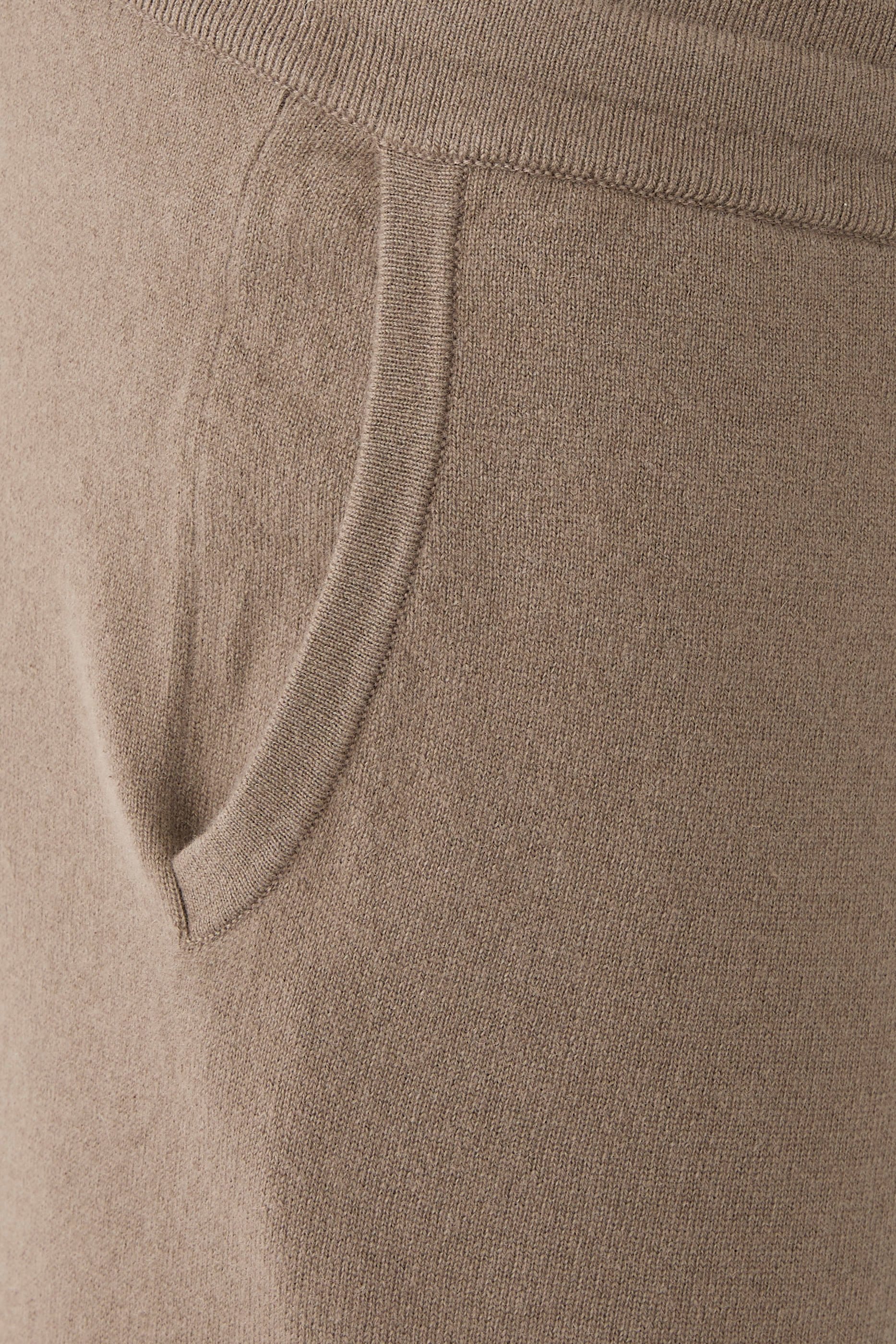 Mr. Fulham Track Pants