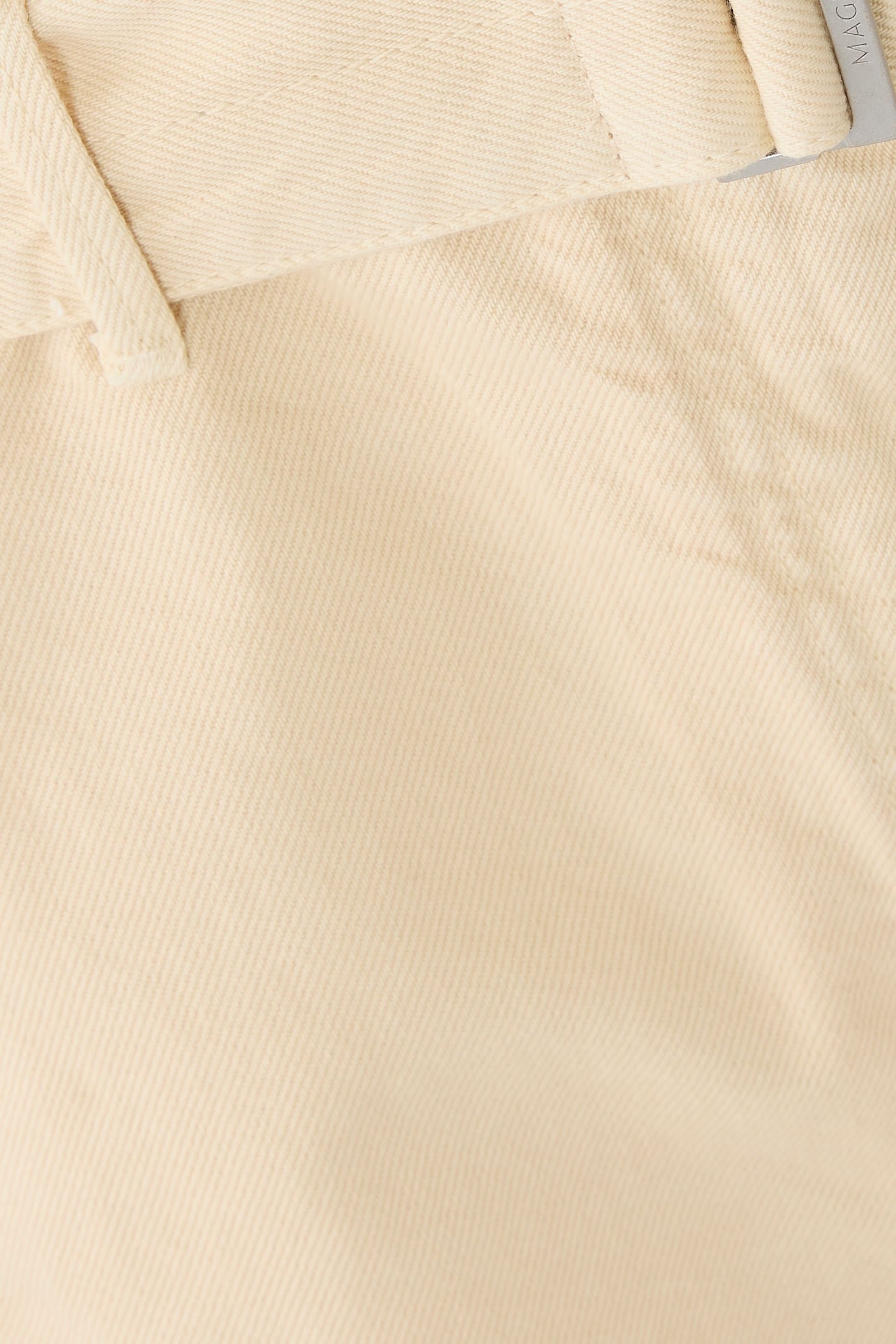  Belted Wide-Leg Denim Trousers 