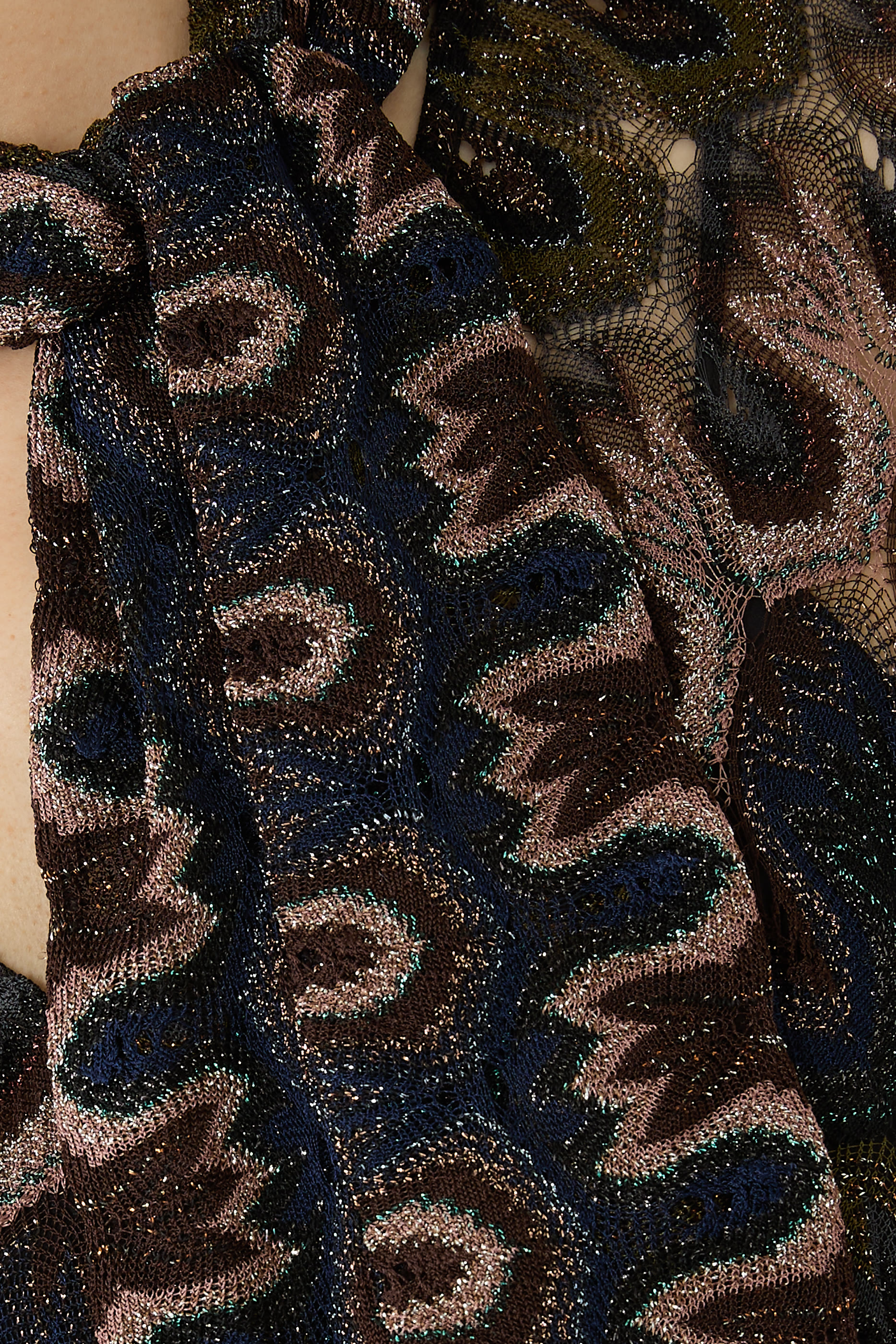  Long Lam&eacute; Viscose Dress with Removable Sash 