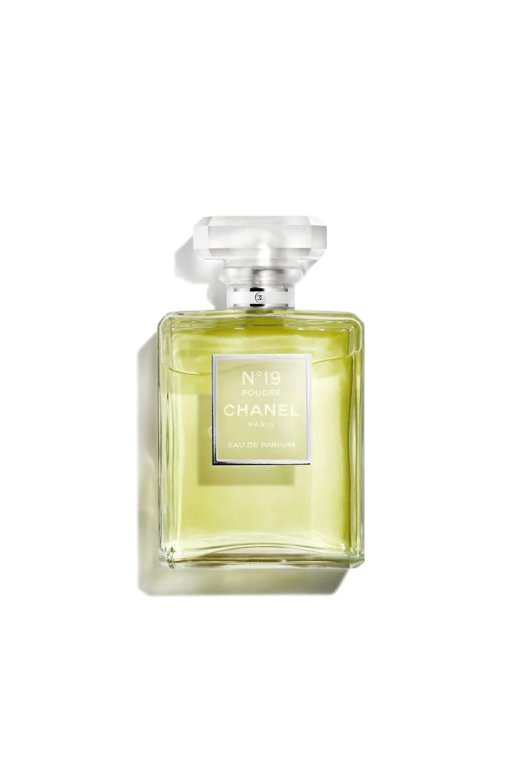N&deg;19 POUDR&Eacute; Eau De Parfum Spray