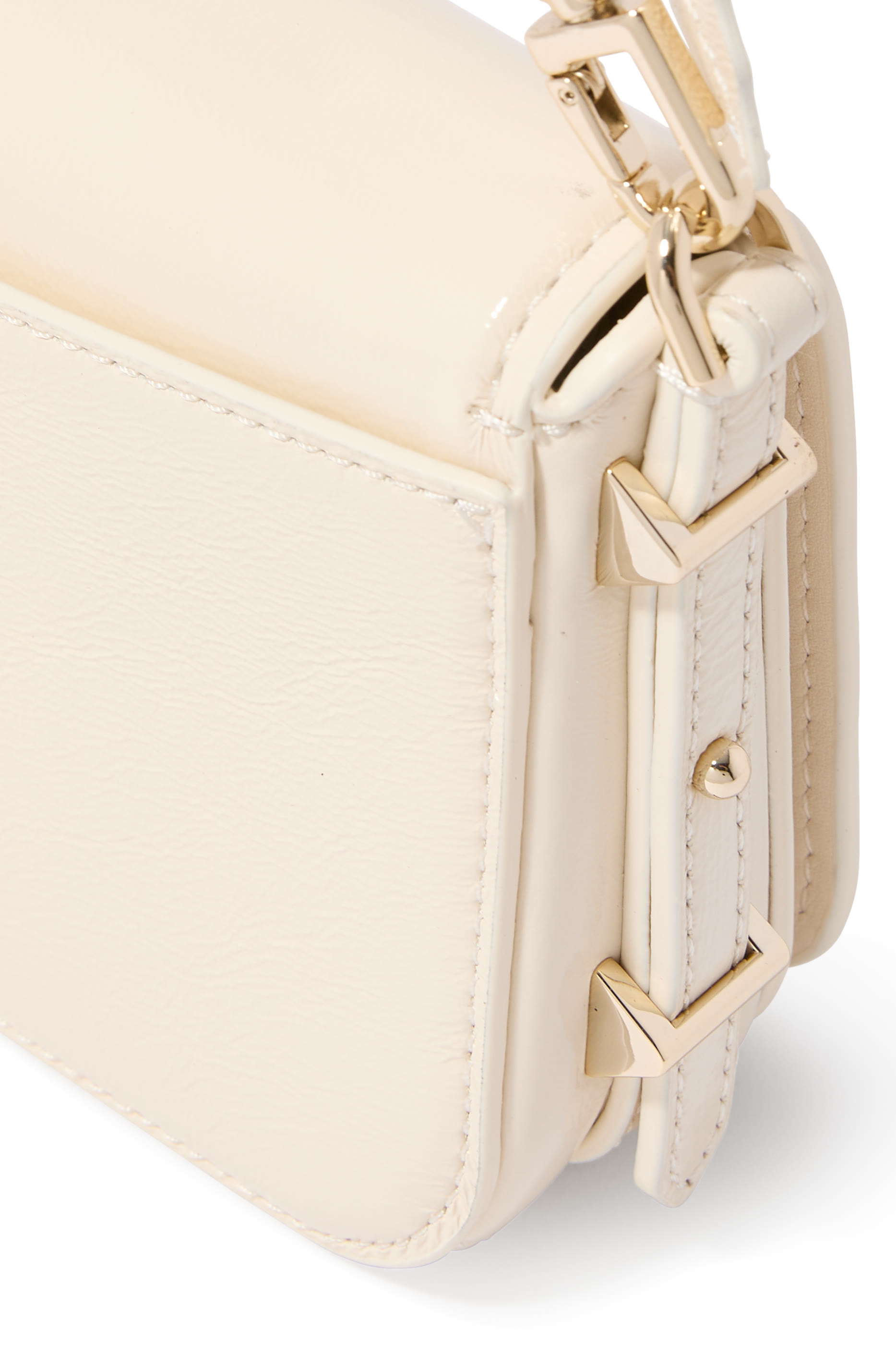  Liv Shoulder Bag