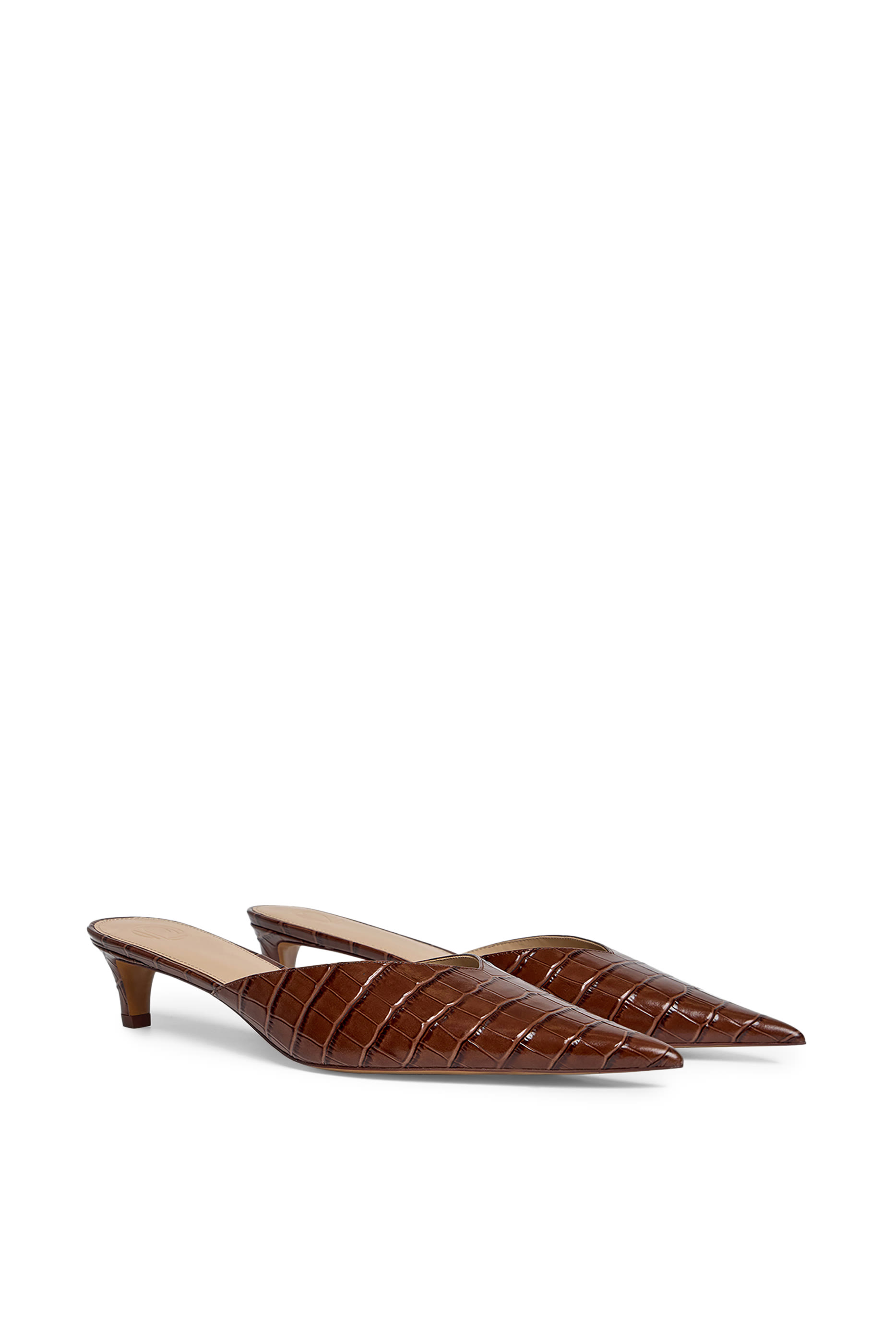 Pointed-Toe 40 Leather Mules