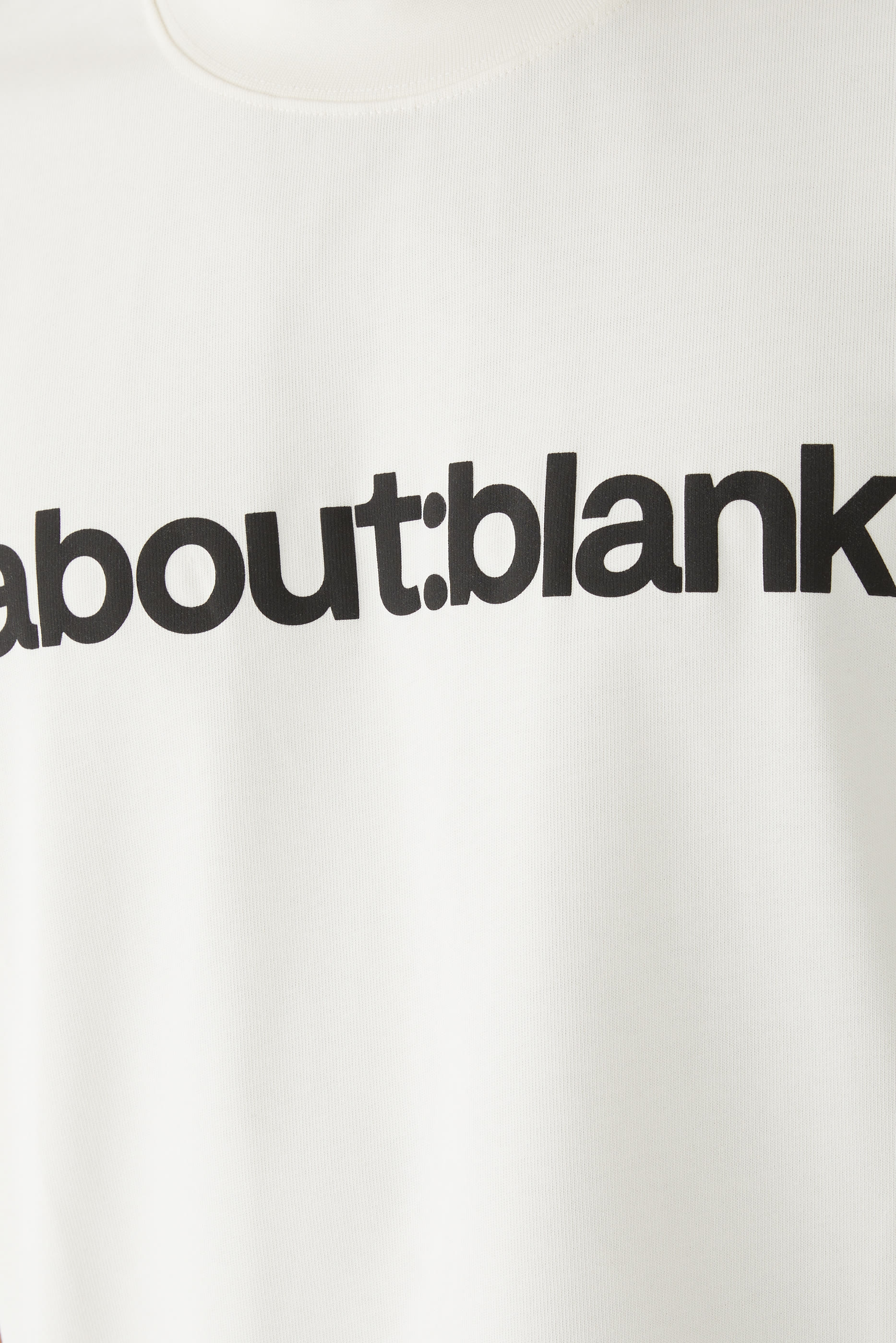 Block Mock Neck T-Shirt