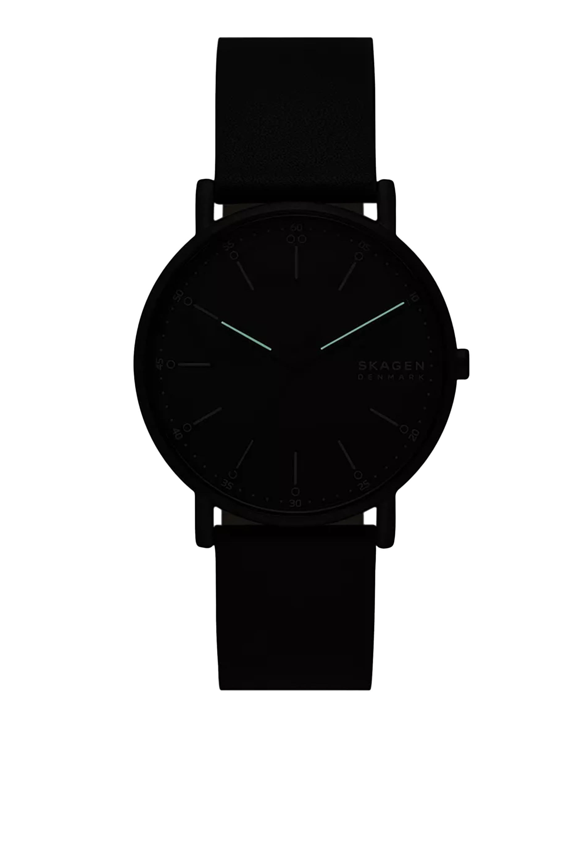  Signature Three-Hand Leather Watch